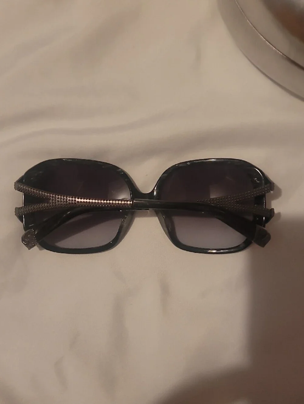 Rock & Republic Black Sunglasses with Gradient Gray Lenses